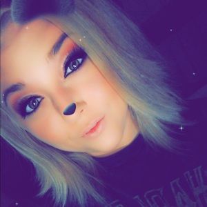 Meet your Posher, Alison